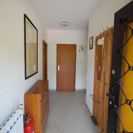 Fuer 5 Personen Ca 77 Qm In Njivice, Kvarner Bucht Krk Apartment *