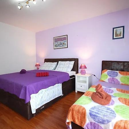 Fuer 5 Personen Ca 77 Qm In Njivice, Kvarner Bucht Krk Apartment *