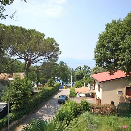 Fuer 5 Personen Ca 77 Qm In Njivice, Kvarner Bucht Krk Apartment *