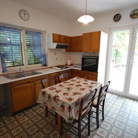 Fuer 5 Personen Ca 77 Qm In Njivice, Kvarner Bucht Krk Apartman *